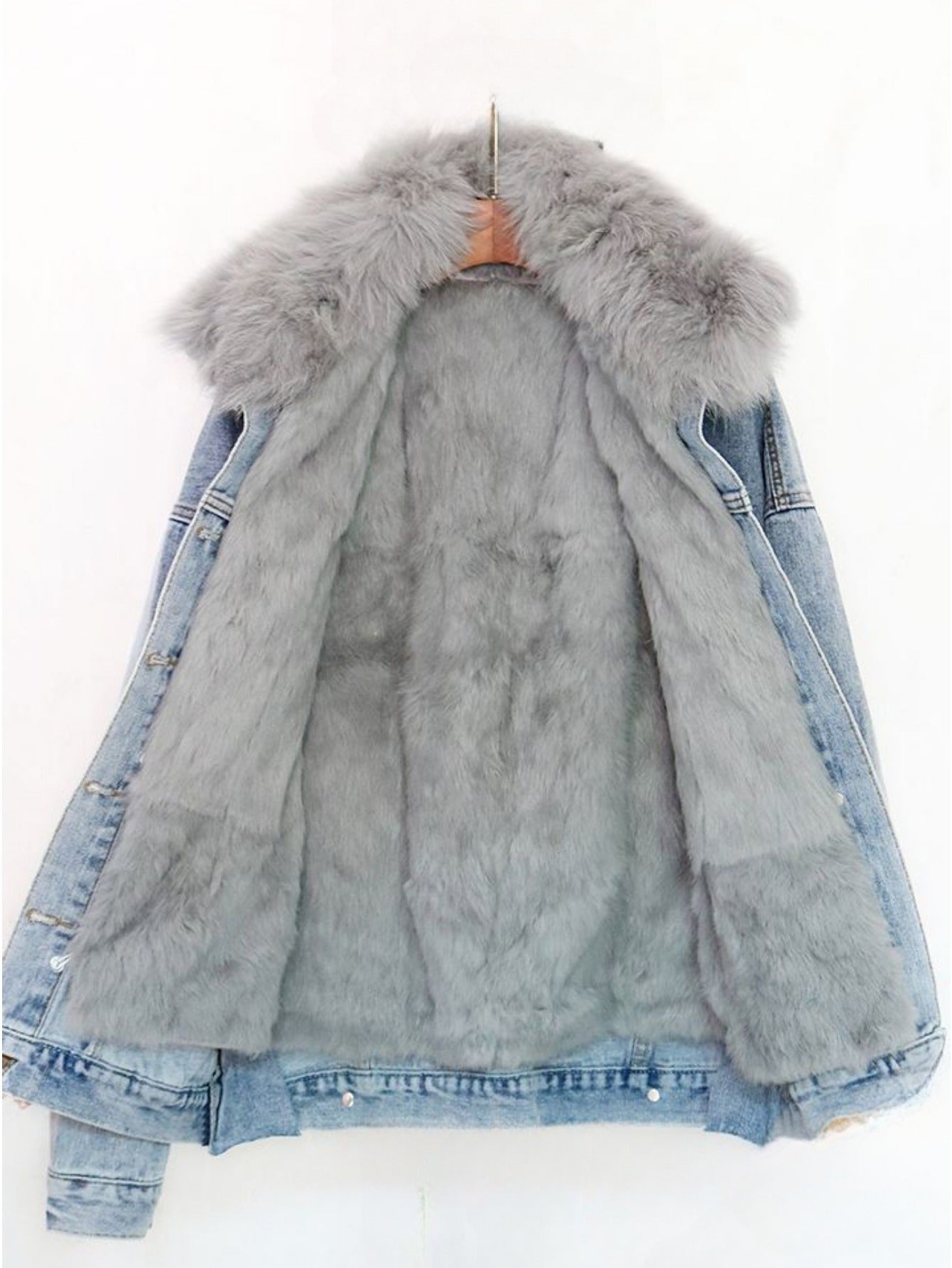Plush-Lined Denim Coat – Faux Fur Winter Essential