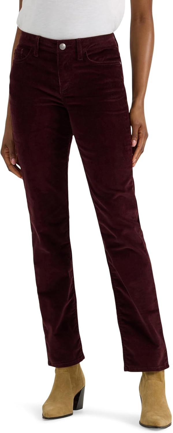 Casual and Lightweight Everyday Wear Women’s Mid Rise Jeans with Straight Leg Cut