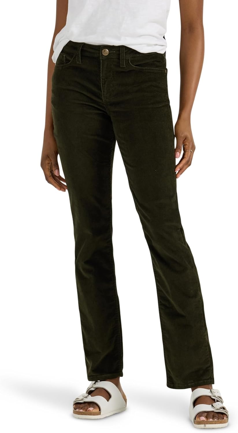 Casual and Lightweight Everyday Wear Women’s Mid Rise Jeans with Straight Leg Cut