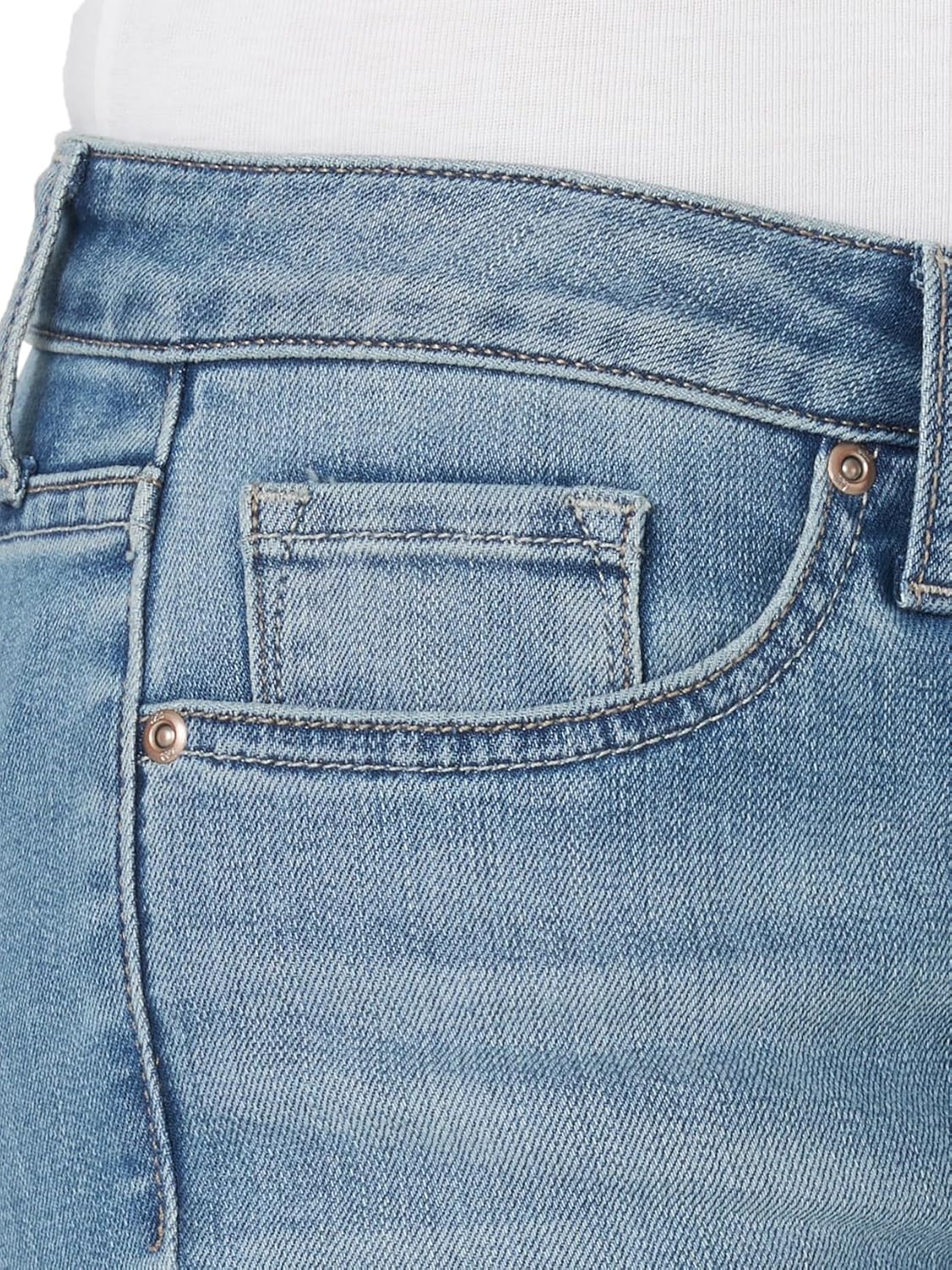 Casual and Lightweight Everyday Wear Women’s Mid Rise Jeans with Straight Leg Cut