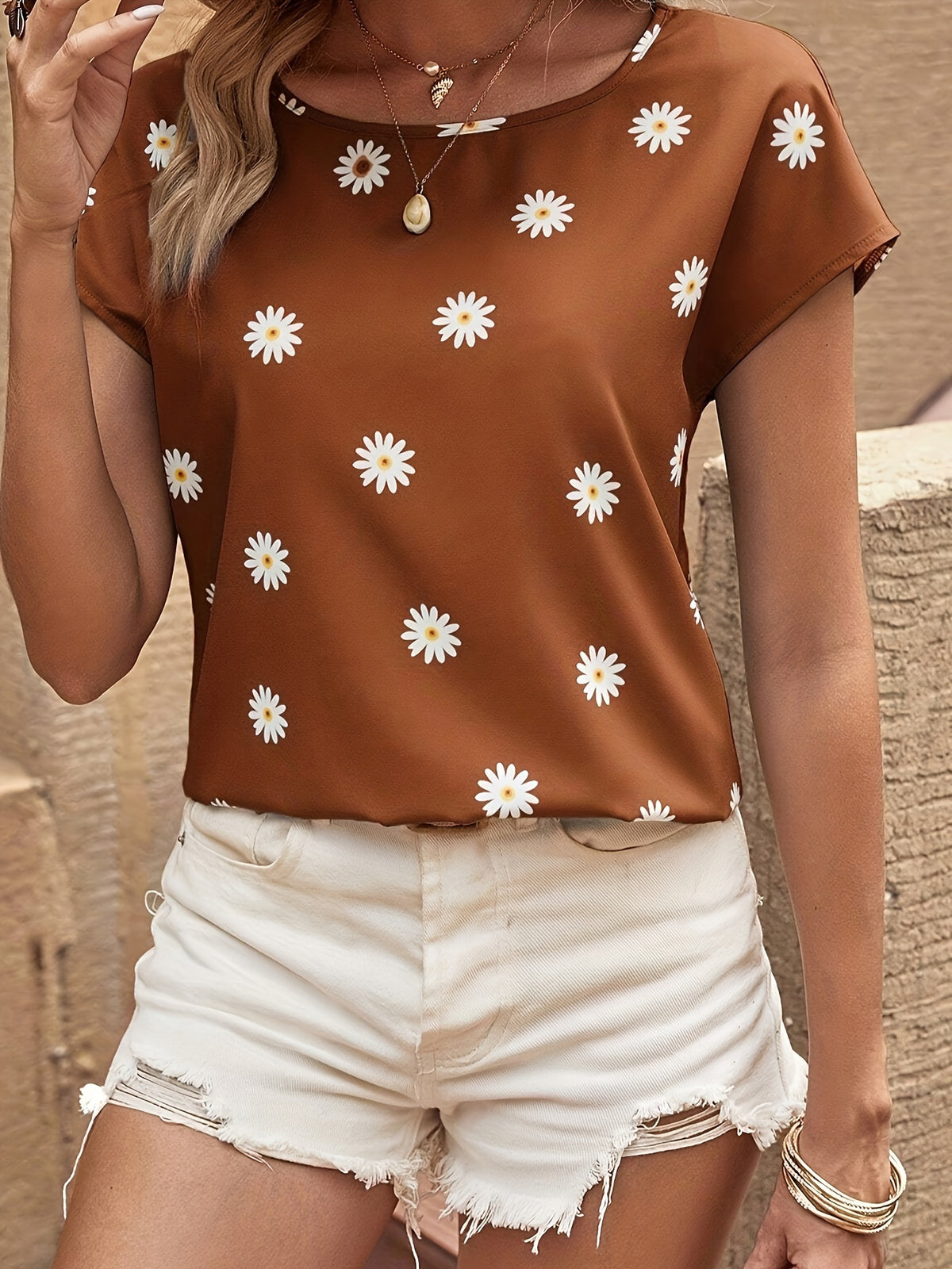 Effortless Everydaywear Lightweight Short Sleeves Floral T-Shirts for Women