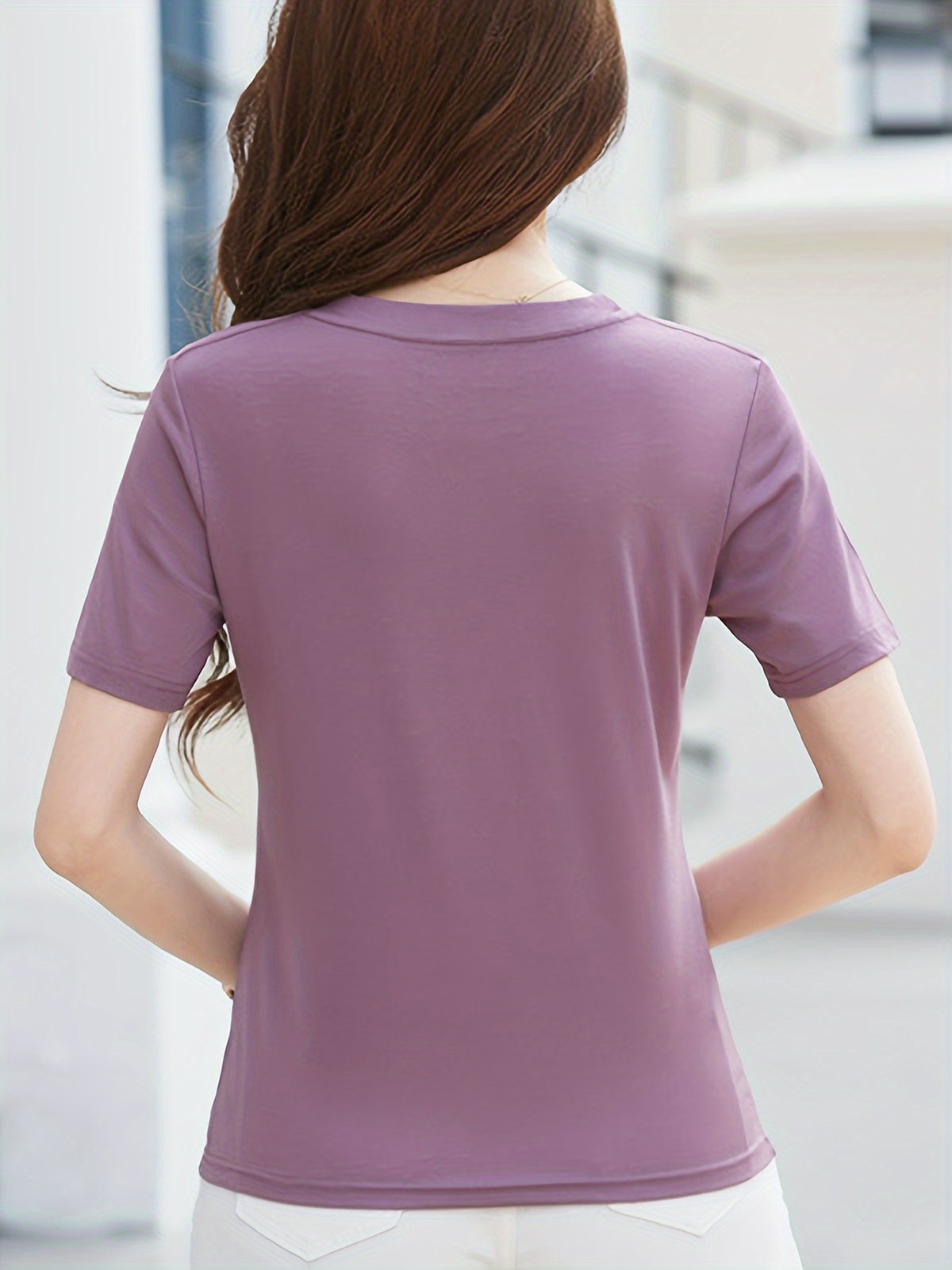 Casual Wear Soft and Lightweight Hello Printed Crew Neck T-Shirt Womens